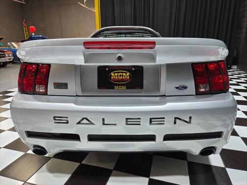 2001 Ford Mustang SVT Cobra