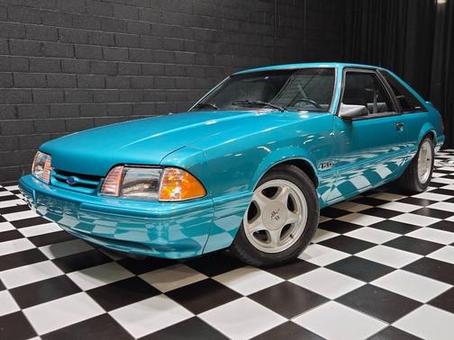 1993 Ford Mustang LX 5.0L