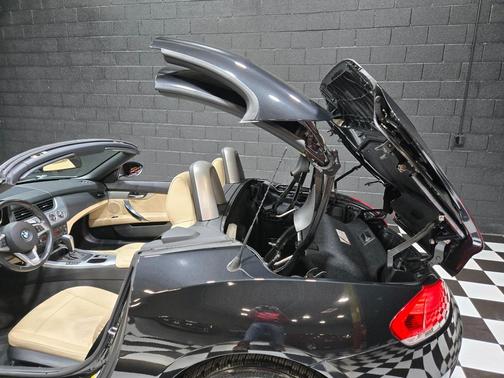 2011 BMW Z4 sDrive30i