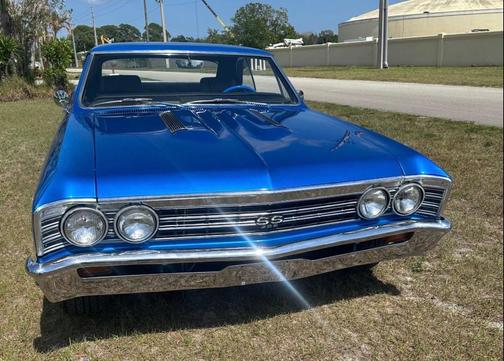 Blue 1967 Chevrolet Chevelle BIG BLOCK 454 - 12 BOLT - AC - DUAL EXHAUST