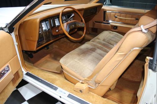 1978 Lincoln Continental MARK V - LOW MILES - CLEAN VINTAGE -1 OWNER