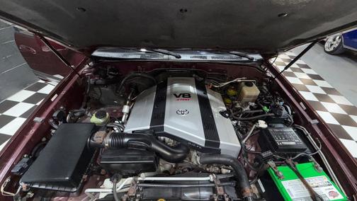 2000 Toyota Land Cruiser Base