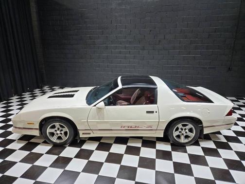 1989 Chevrolet Camaro IROC Z 2dr Hatchback