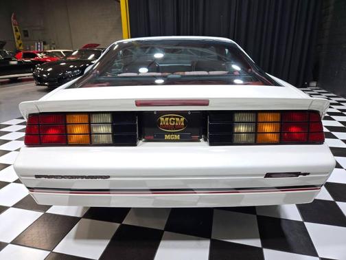 1989 Chevrolet Camaro IROC Z 2dr Hatchback