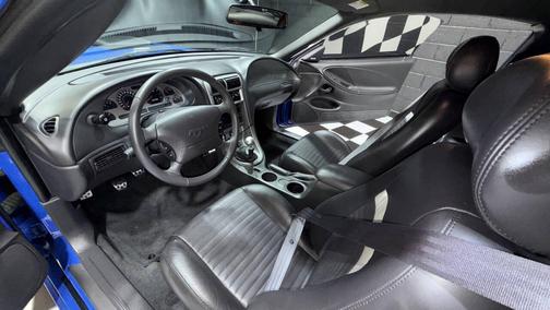 2003 Ford Mustang Mach I