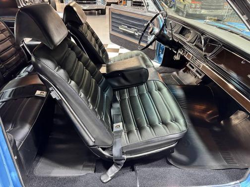 1966 Chevrolet Caprice LS3 4L70 CLASSIC AIR F41 DAKOTA 495HP