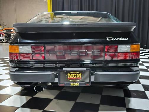 1986 Porsche 944 Turbo 2dr Hatchback