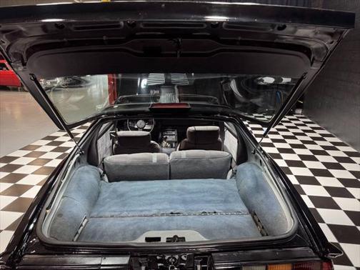 1986 Chevrolet Camaro IROC Z/28 T TOPS 5 SPEED