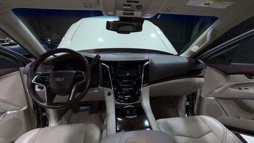 2015 Cadillac Escalade Luxury