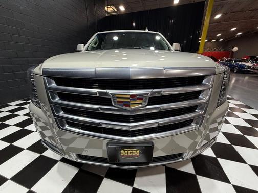 2015 Cadillac Escalade Luxury