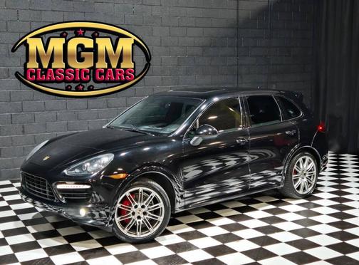 2013 Porsche Cayenne GTS