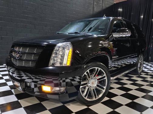 2013 Cadillac Escalade Premium