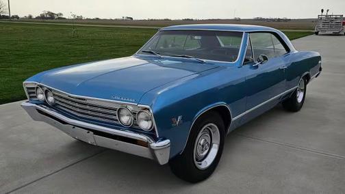 Blue 1967 Chevrolet Chevelle Malibu - 427 Big Block