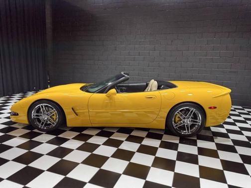 2001 Chevrolet Corvette Base