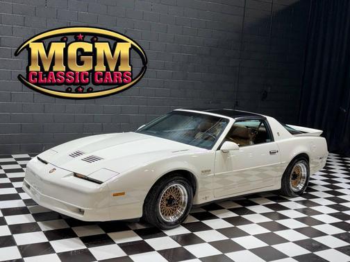 1989 Pontiac Firebird TURBO TRANS AM - ONLY 3926 ORIGINAL MILES - PURE INVESTMENT!
