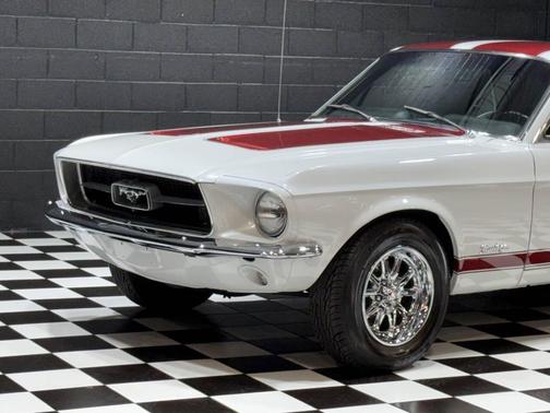 1967 Ford Mustang Base