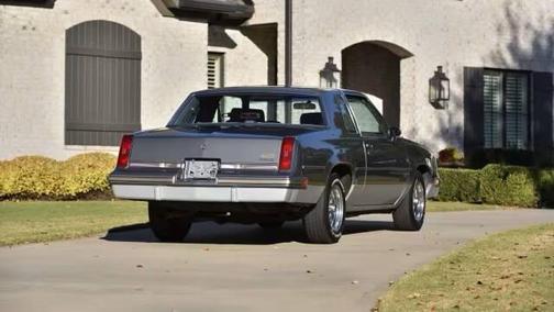 1987 Oldsmobile Cutlass Supreme Base