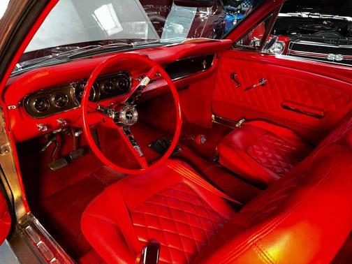 1965 Ford Mustang Base