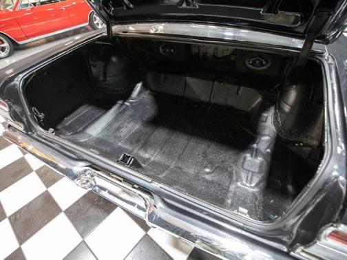 1964 Chevrolet Chevelle SLICK BLACK PAINT - NICE MUSCLE CAR - 4 SPEED