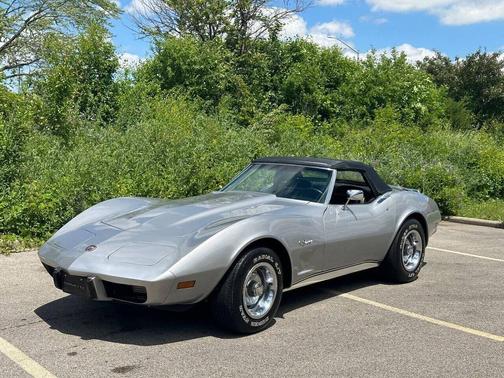 1975 Chevrolet Corvette Base