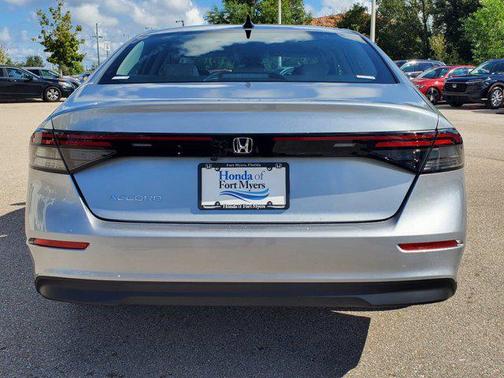 2025 Honda Accord Sport SE 1.5T