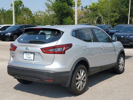2020 Nissan Rogue Sport S