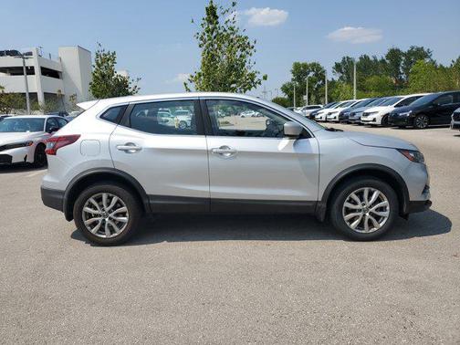 2020 Nissan Rogue Sport S