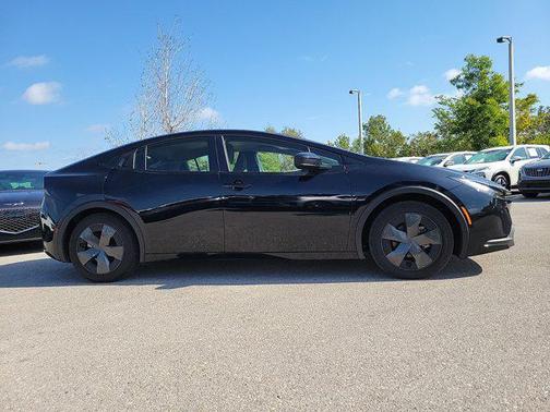 2024 Toyota Prius LE