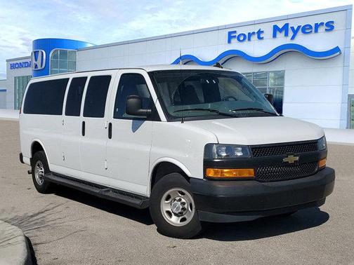 2022 Chevrolet Express 3500 RWD 3500 Extended Wheelbase LS