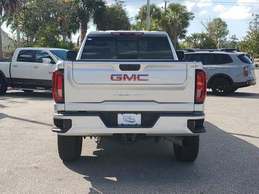 2023 GMC Sierra 3500 Denali