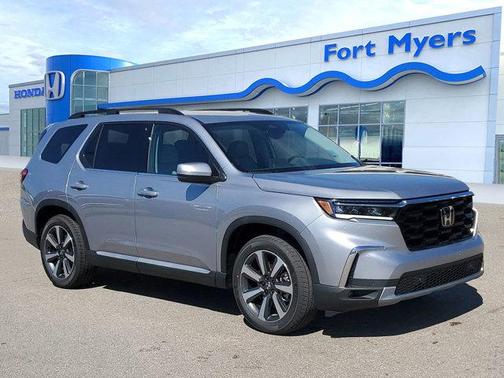 2025 Honda Pilot Touring 8-Passenger