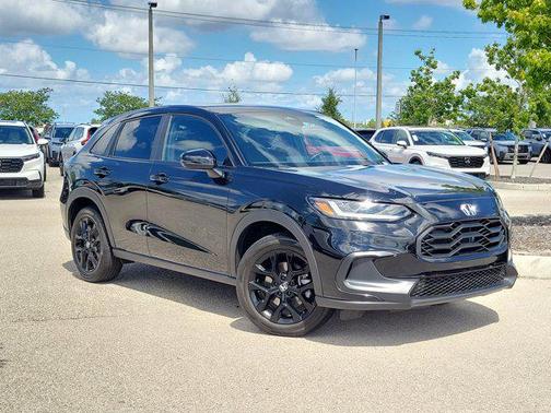 Crystal Black Pearl 2025 Honda HR-V 2WD Sport