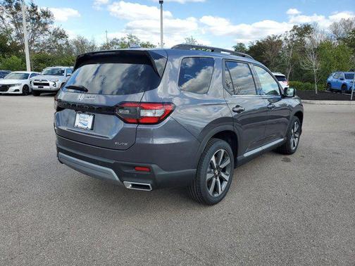 2025 Honda Pilot Elite