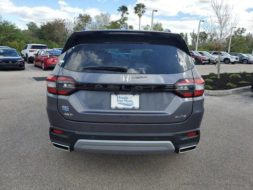 2025 Honda Pilot Elite