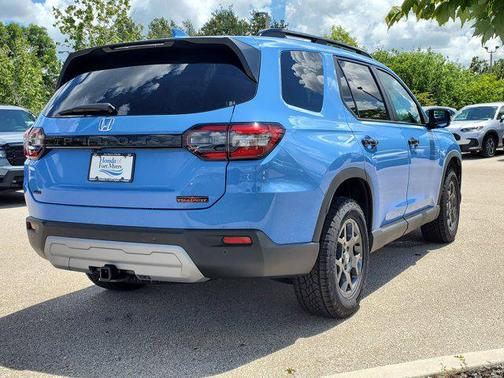 2025 Honda Pilot TrailSport
