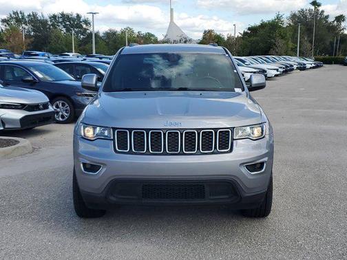 2018 Jeep Grand Cherokee Laredo E