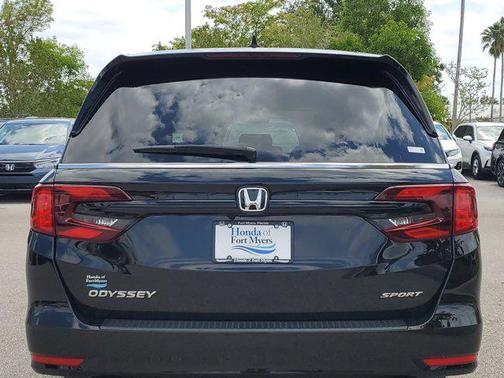 2023 Honda Odyssey Sport