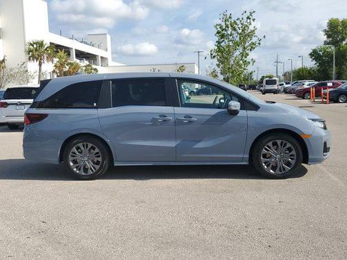 2025 Honda Odyssey Touring