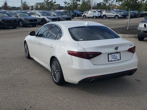 2017 Alfa Romeo Giulia Ti