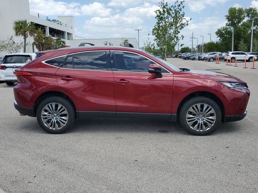 2023 Toyota Venza XLE