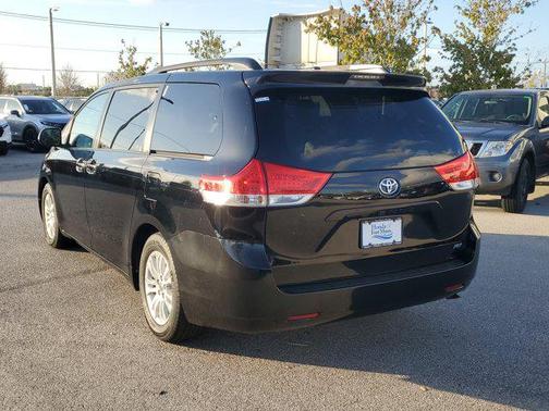 2011 Toyota Sienna XLE Limited