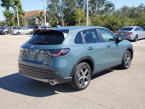 2025 Honda HR-V 2WD Sport
