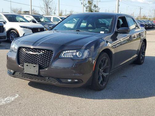 2023 Chrysler 300 S