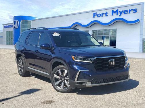 2025 Honda Pilot Touring 8-Passenger