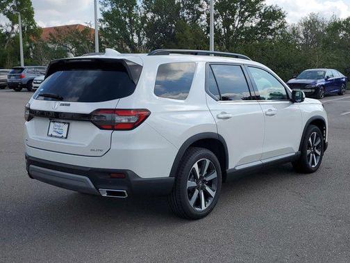 2025 Honda Pilot Elite