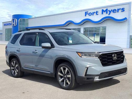 2025 Honda Pilot Touring 8-Passenger