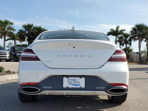 2025 Genesis G70 2.5T RWD
