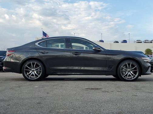 2025 Genesis G70 2.5T RWD