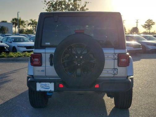 2022 Jeep Wrangler Unlimited 4xe Sahara