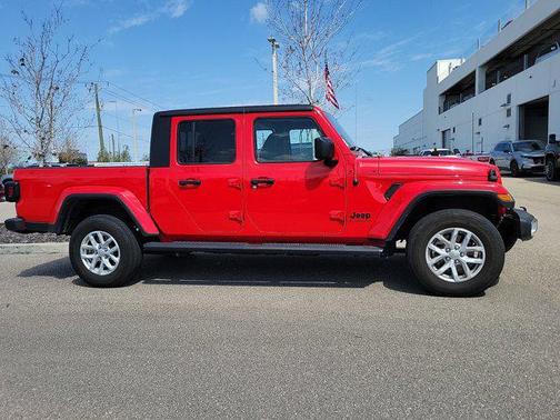 2023 Jeep Gladiator Sport S